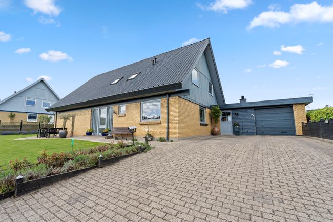 Lille Klokkedal 5,  Villa