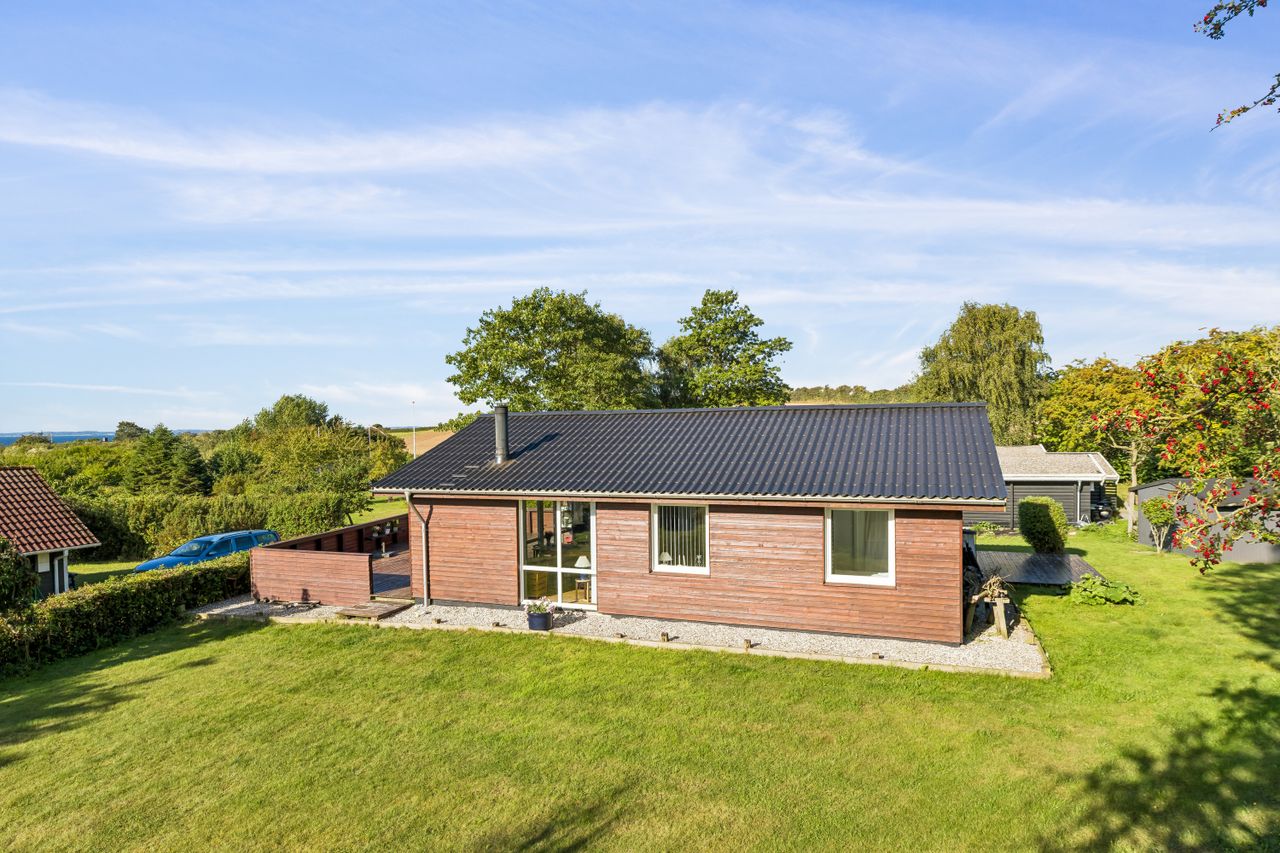 Ejendomsbillede 2 af 18