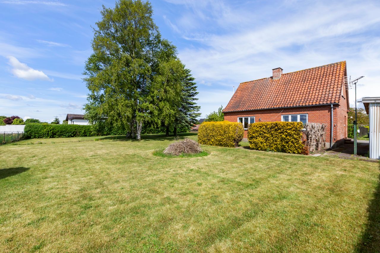 Ejendomsbillede 2 af 20