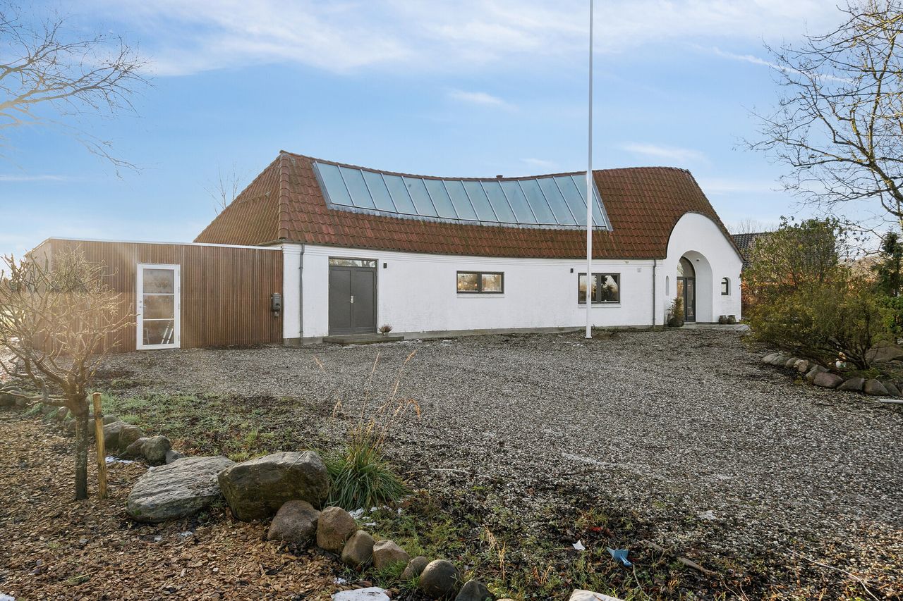 Ejendomsbillede 2 af 29