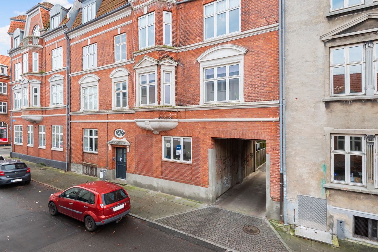 Ejendomsbillede 2 af 15