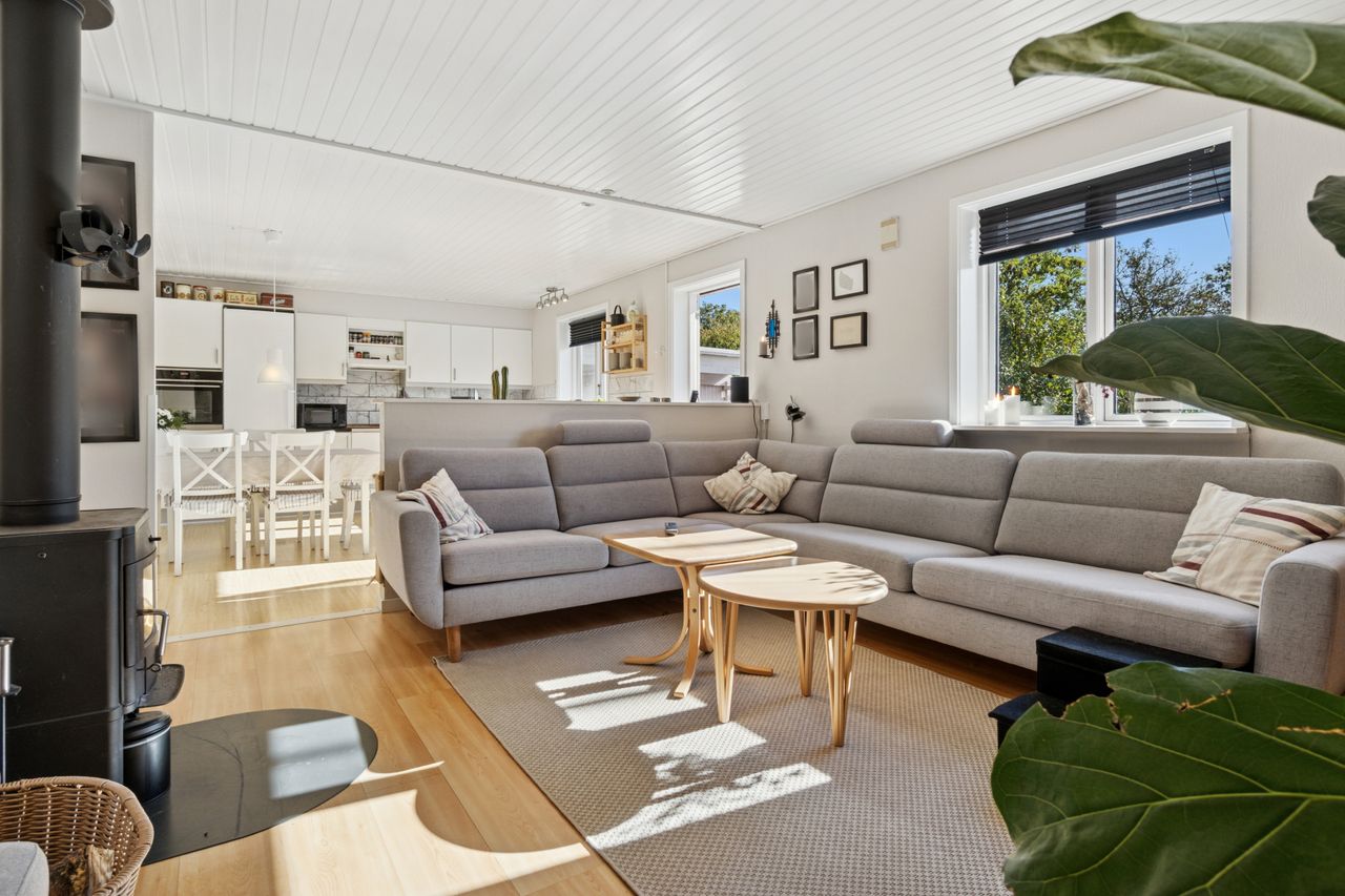 Ejendomsbillede 2 af 28