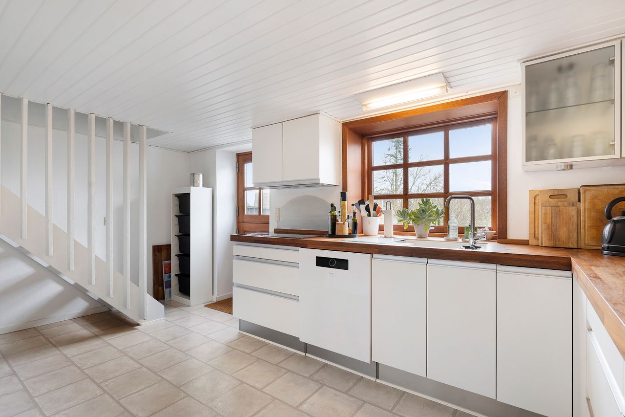 Ejendomsbillede 3 af 15