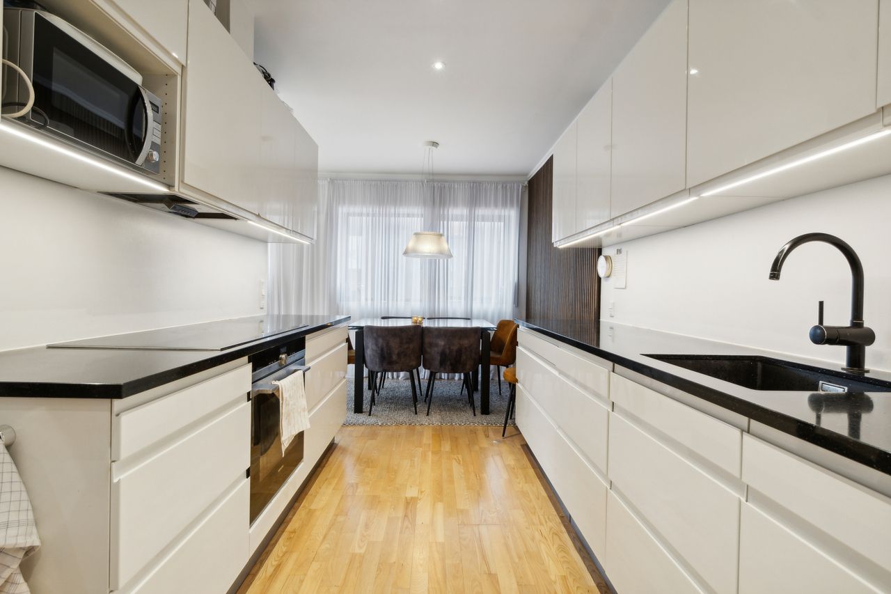 Ejendomsbillede 2 af 18