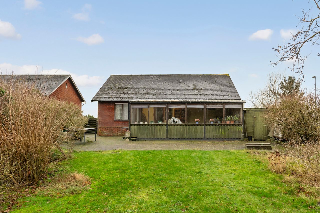 Ejendomsbillede 3 af 16