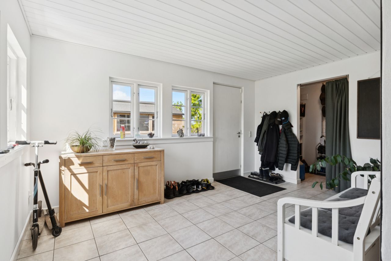 Ejendomsbillede 3 af 27