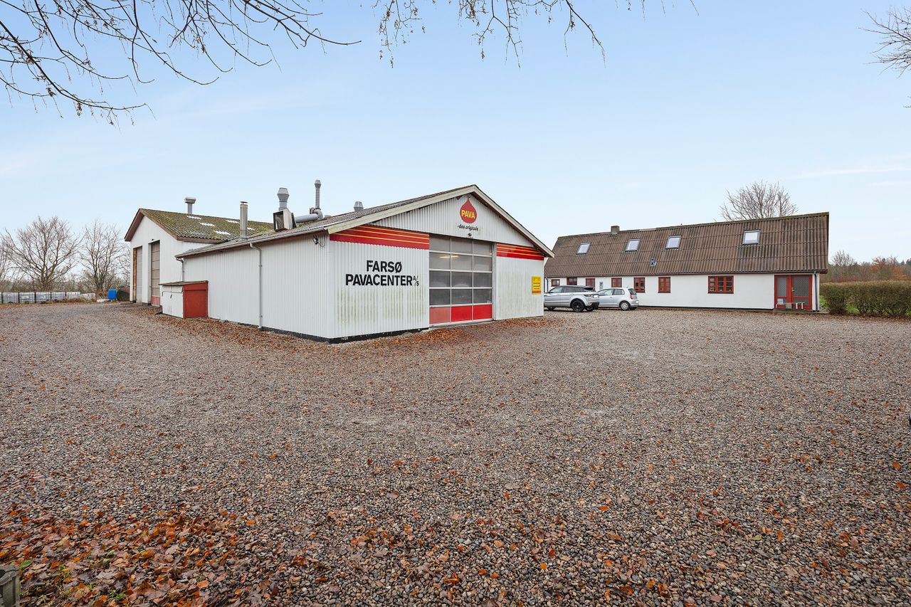 Ejendomsbillede 2 af 33