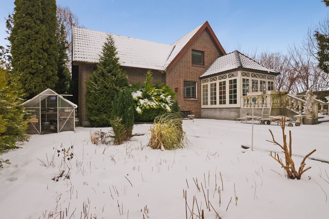 Ejendomsbillede 2 af 31