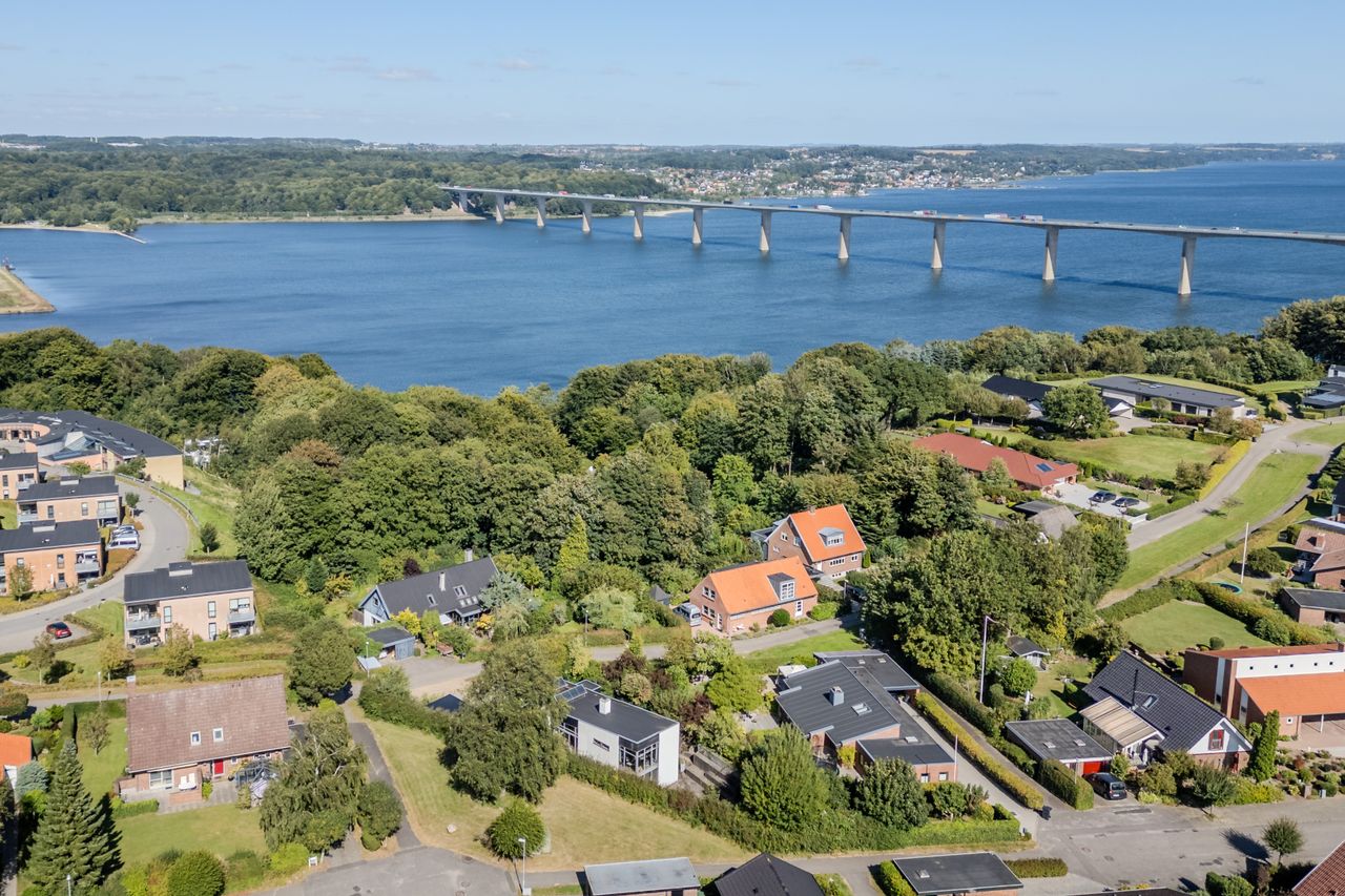 Ejendomsbillede 2 af 29