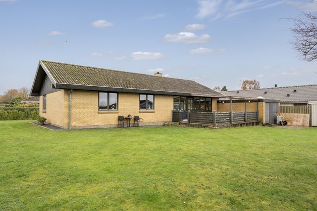 Tandsbusk 28,  Tandslet