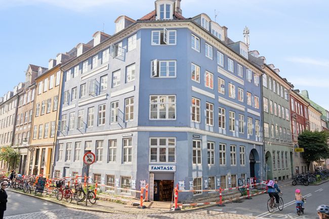 Sankt Peders Stræde 18, 2. th