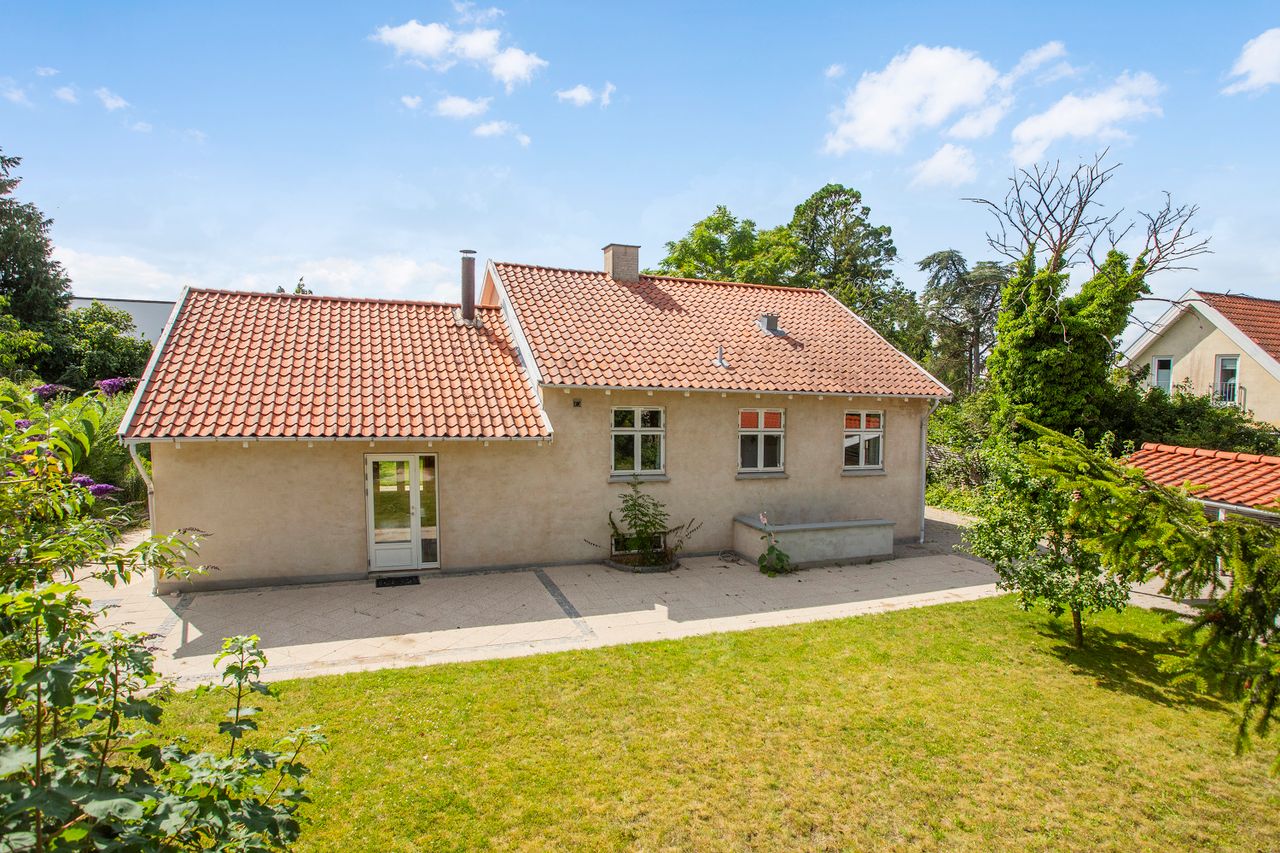 Ejendomsbillede 2 af 44