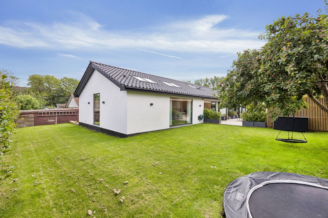 Ejendomsbillede 2 af 46