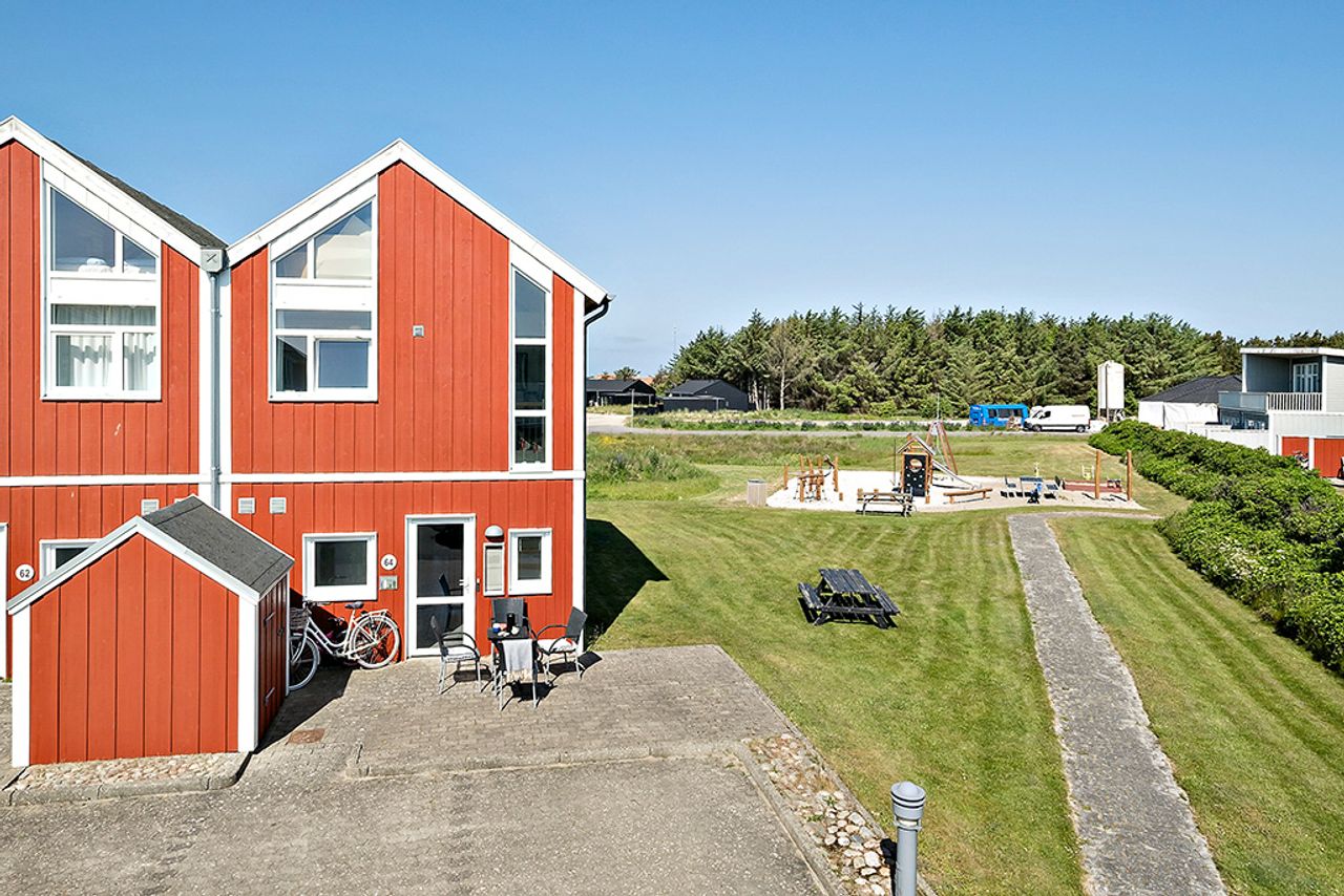 Ejendomsbillede 2 af 25