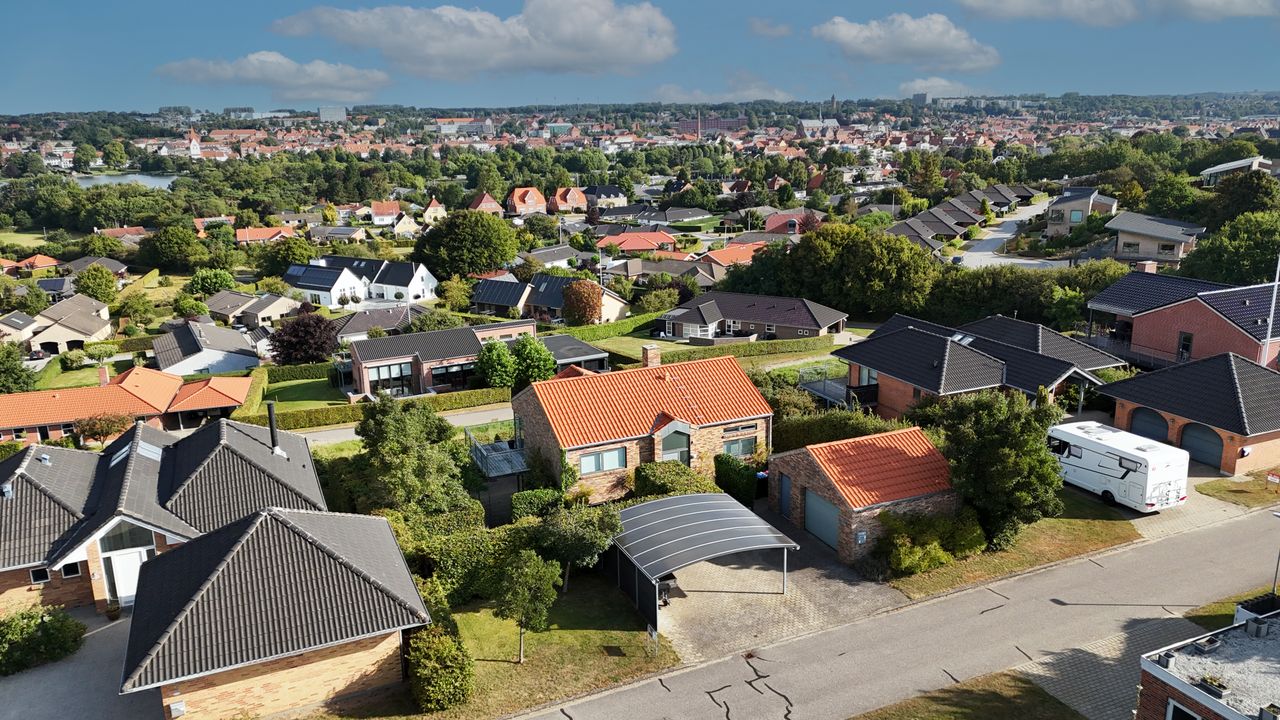 Ejendomsbillede 2 af 21