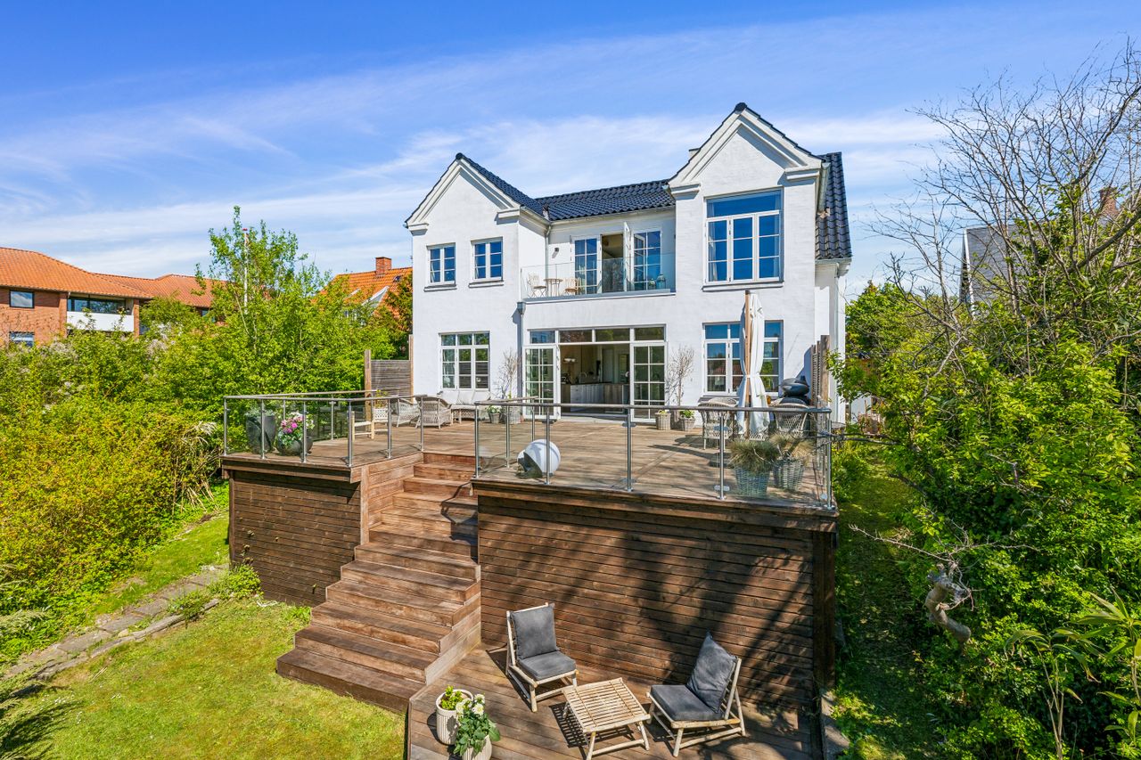 Ejendomsbillede 2 af 23