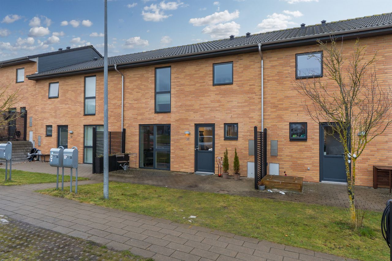 Ejendomsbillede 2 af 27