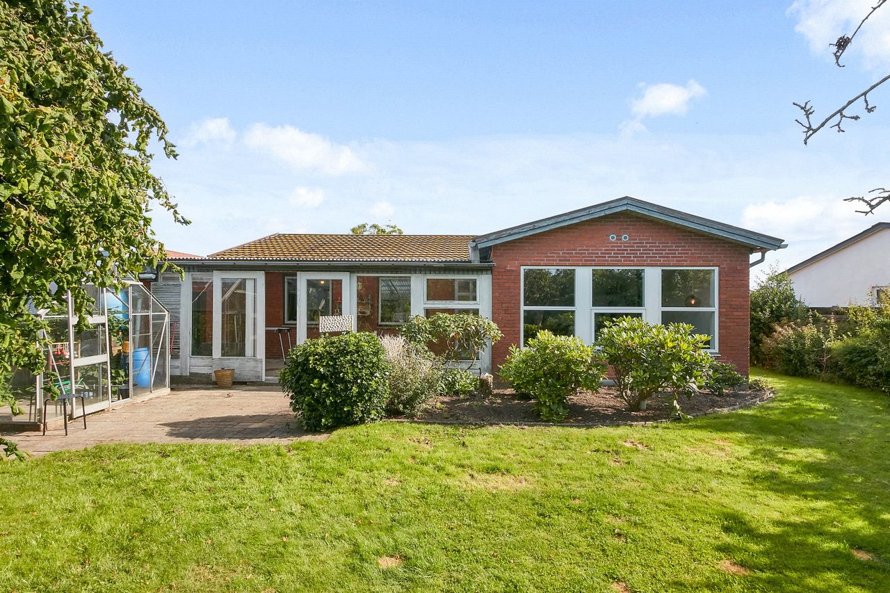 Ejendomsbillede 2 af 19