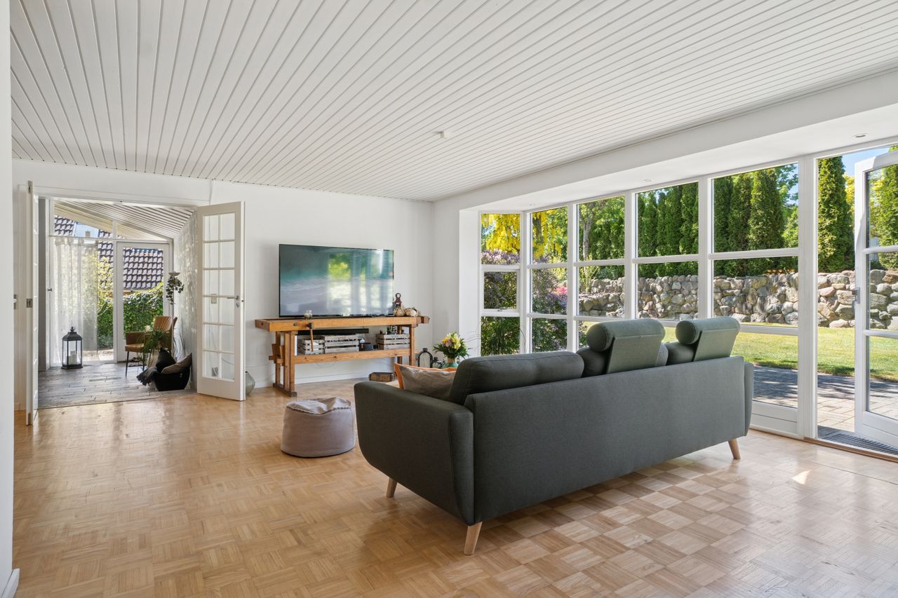 Ejendomsbillede 2 af 24