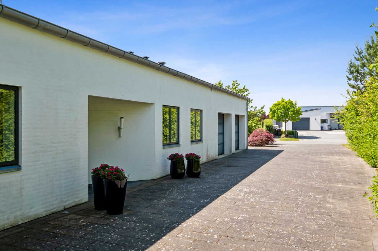 Ejendomsbillede 3 af 31