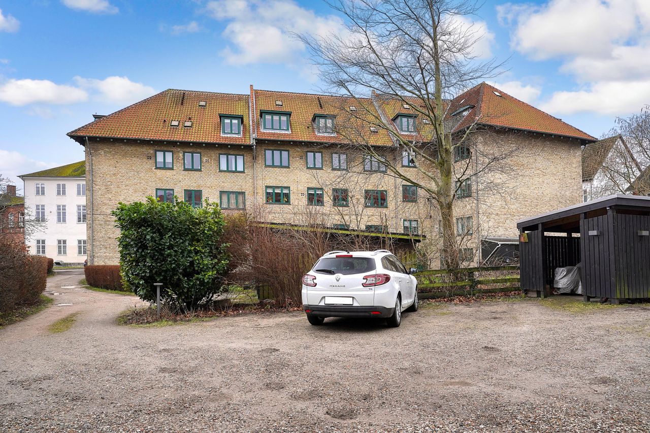 Ejendomsbillede 3 af 16