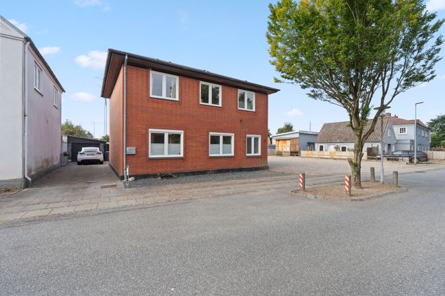 Hovedgaden Vest 93,  Villa