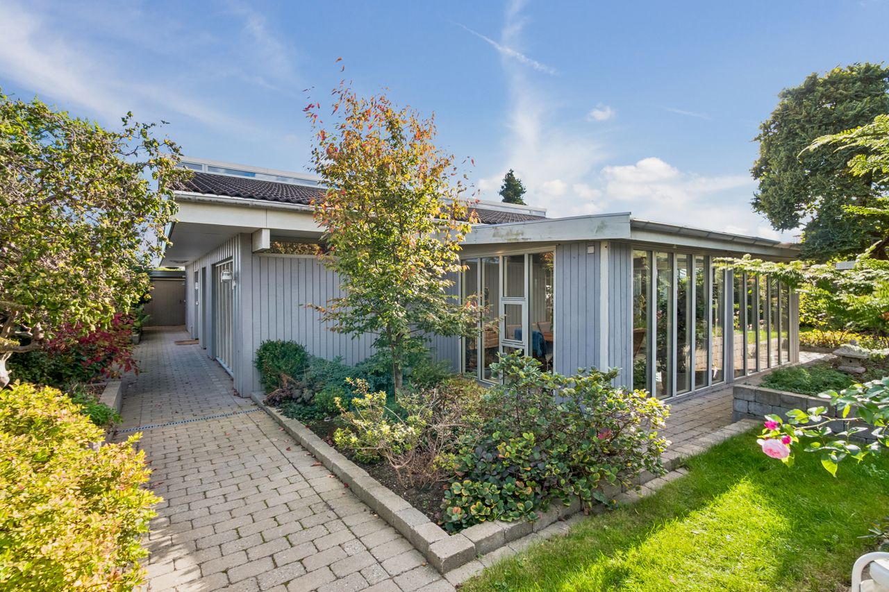 Ejendomsbillede 3 af 23