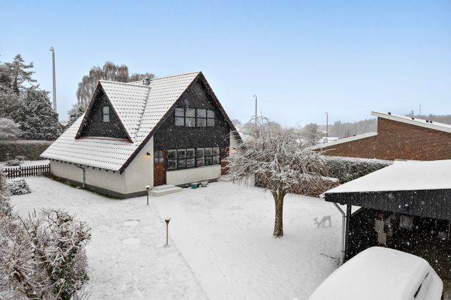 Tyttebærvej 11,  Villa