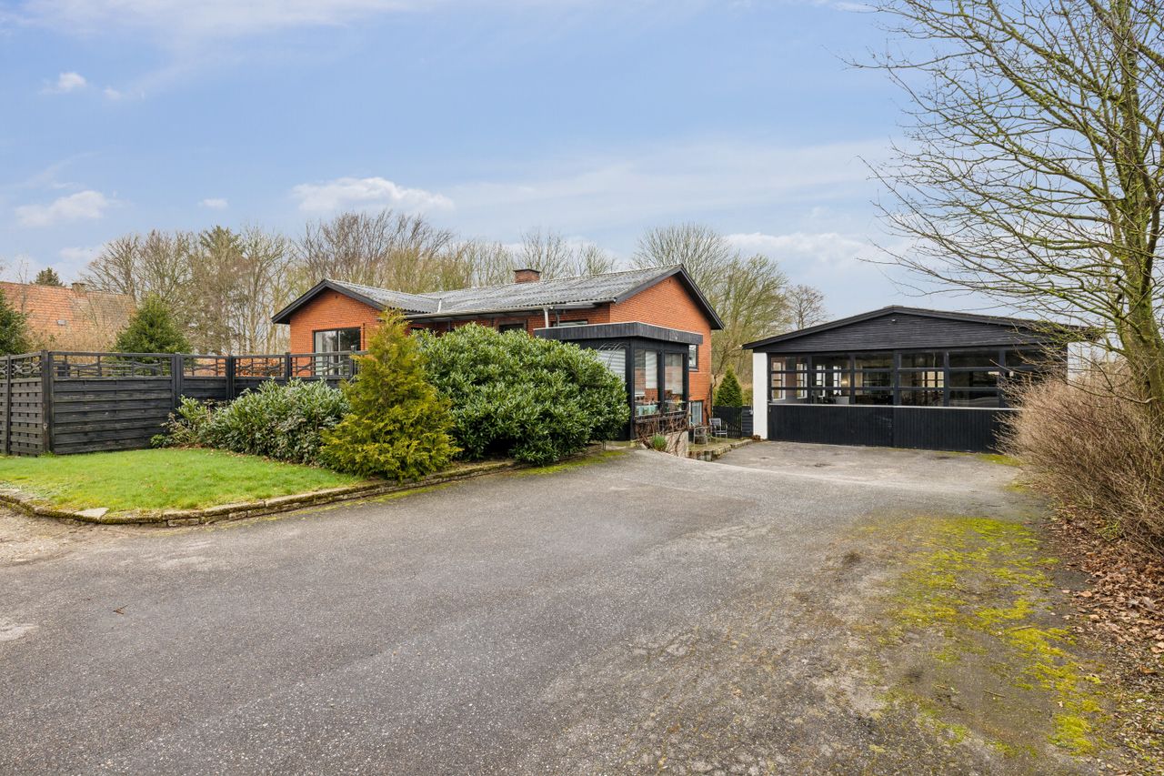 Ejendomsbillede 2 af 20