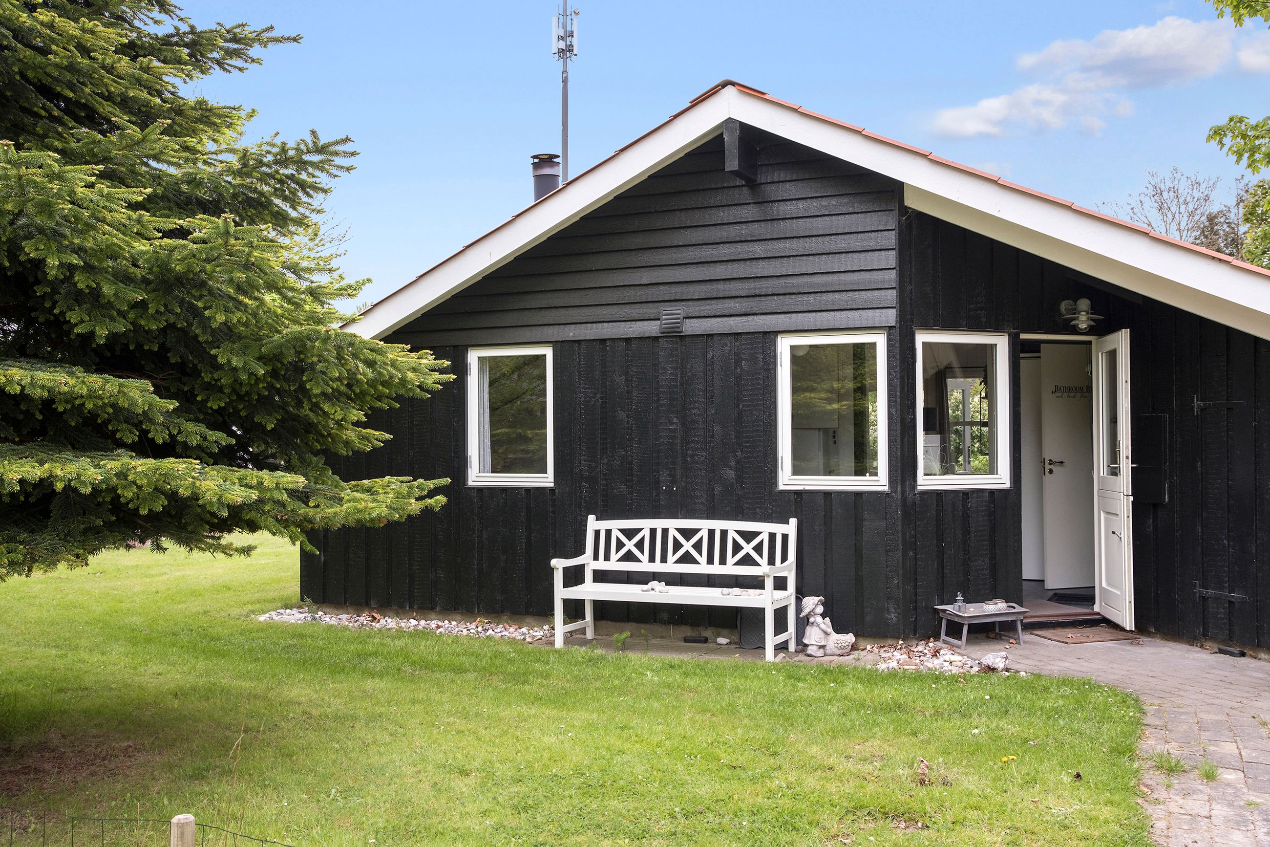 Østergårdsvej 10, Klint, Nykøbing Sj - 10-Ejendommen.jpg