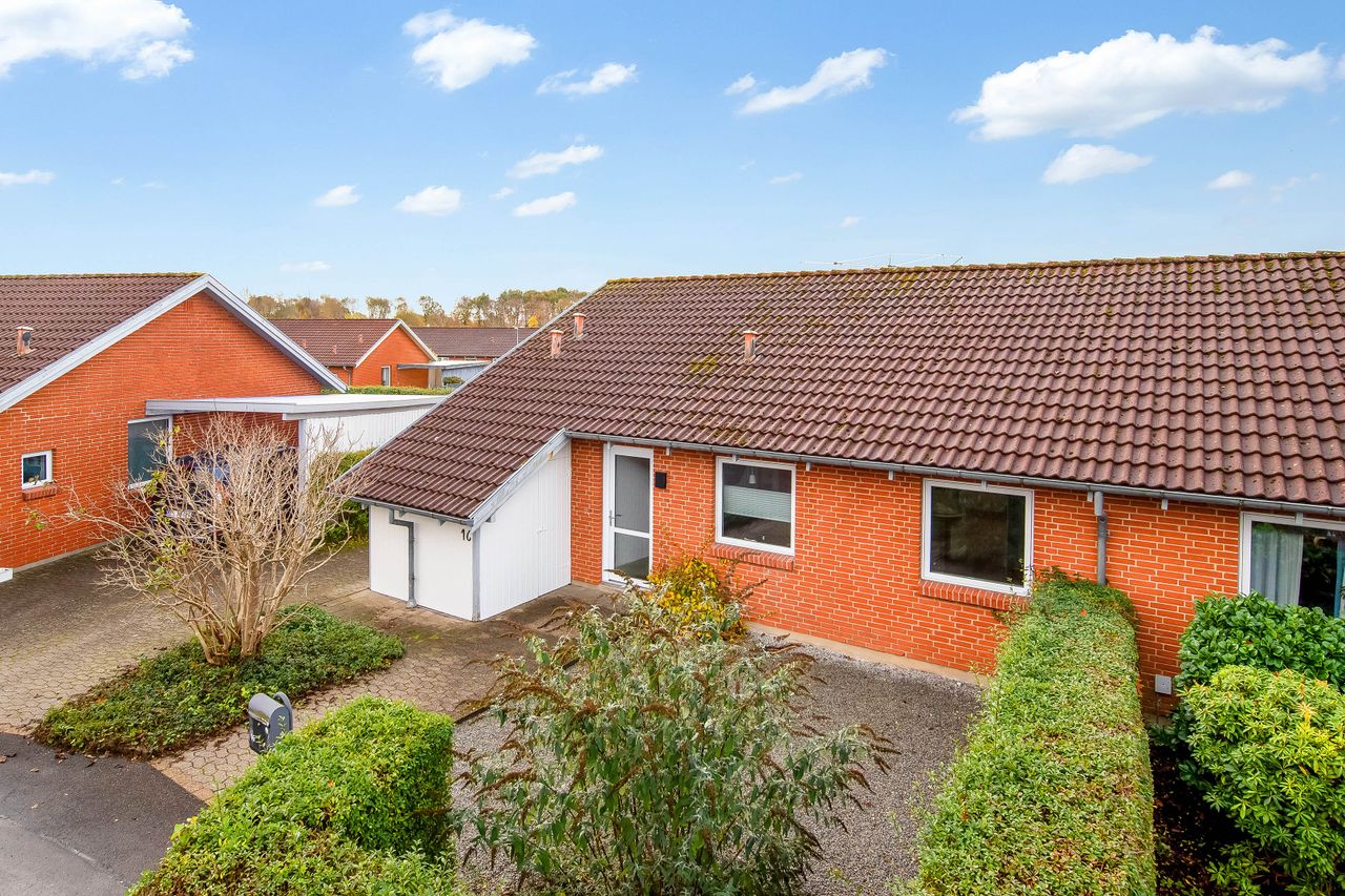 Ejendomsbillede 2 af 25