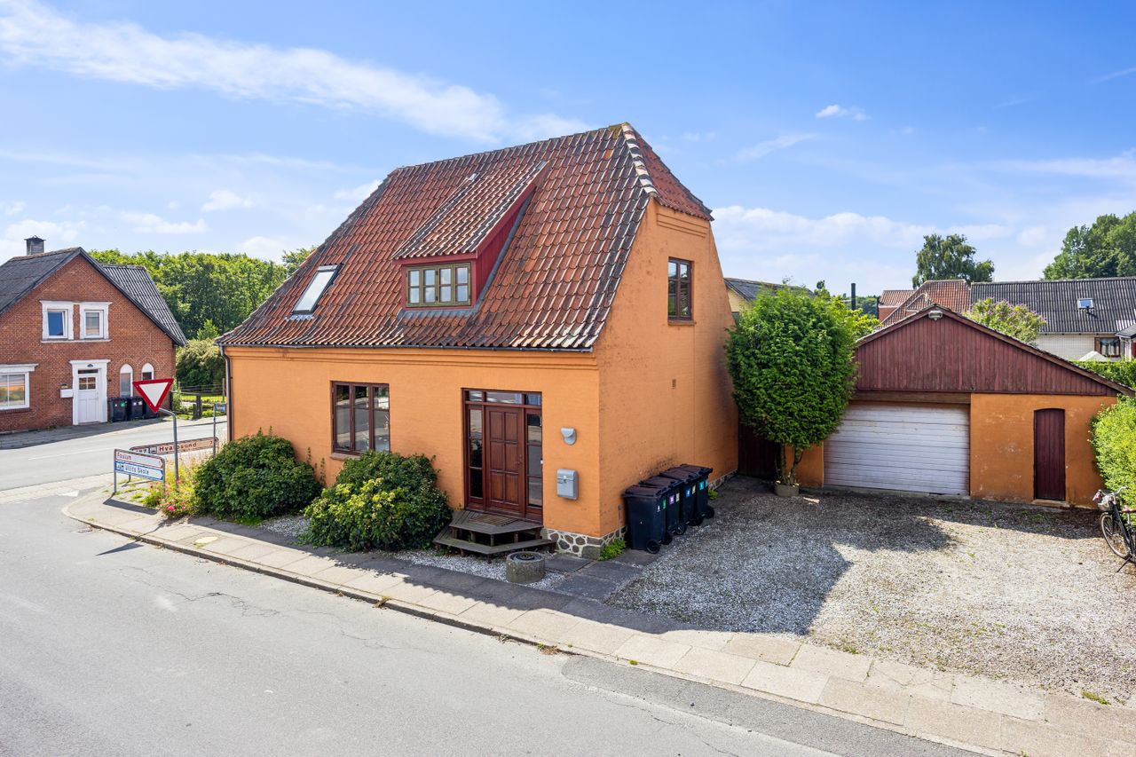 Ejendomsbillede 2 af 35