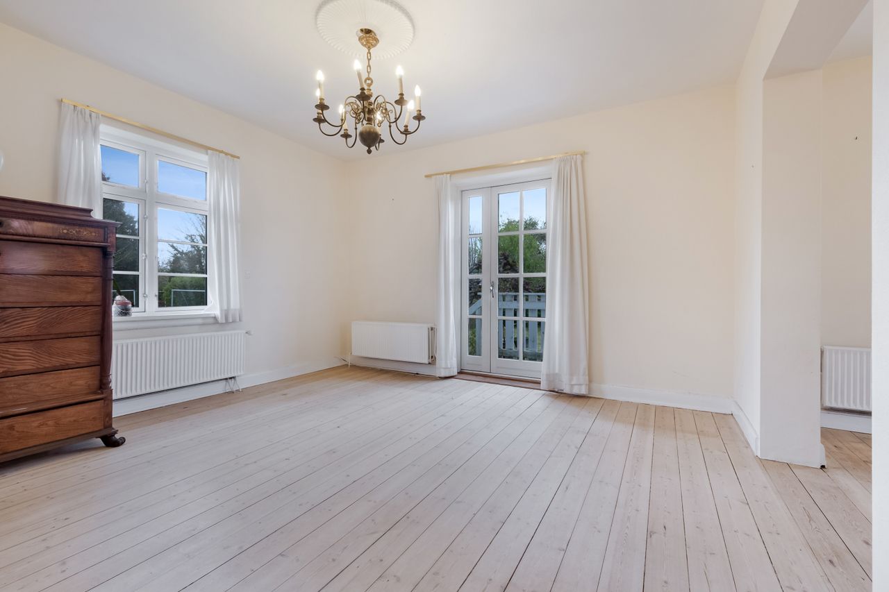 Ejendomsbillede 3 af 33