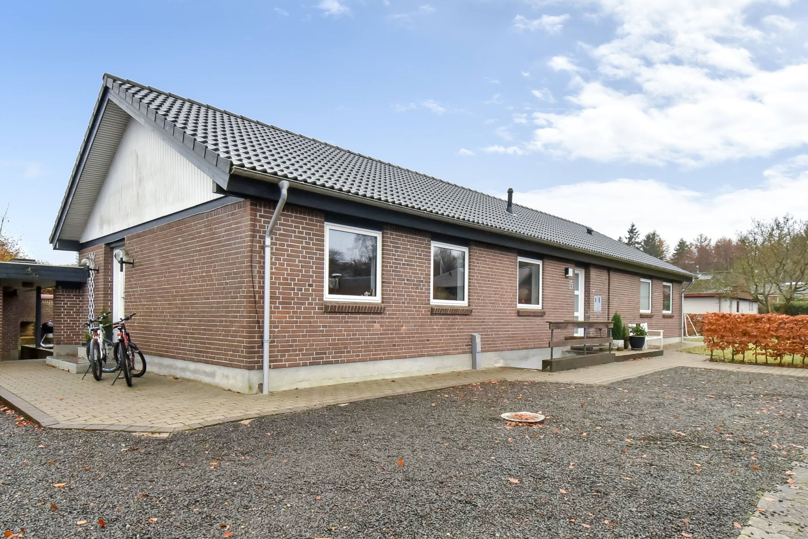Smedens Ager 15, Nørup Villa