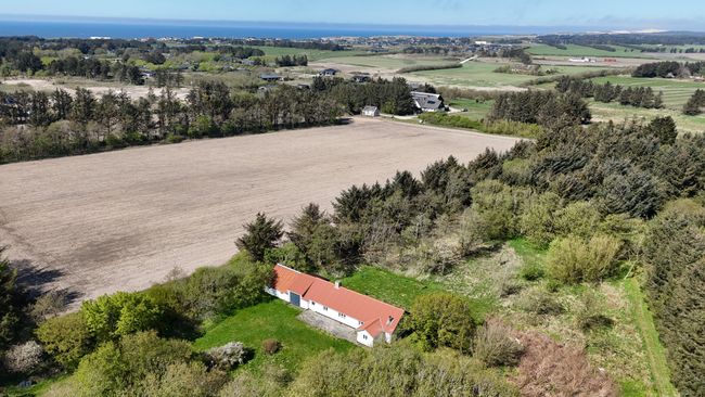 Lyngbyvej 122,  Villa