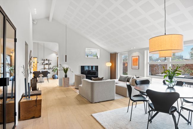 Hjortekærsvej 125B,  Villa