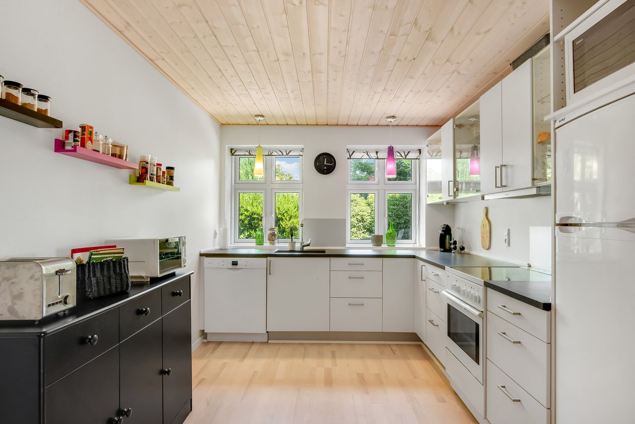 Ejendomsbillede 3 af 27