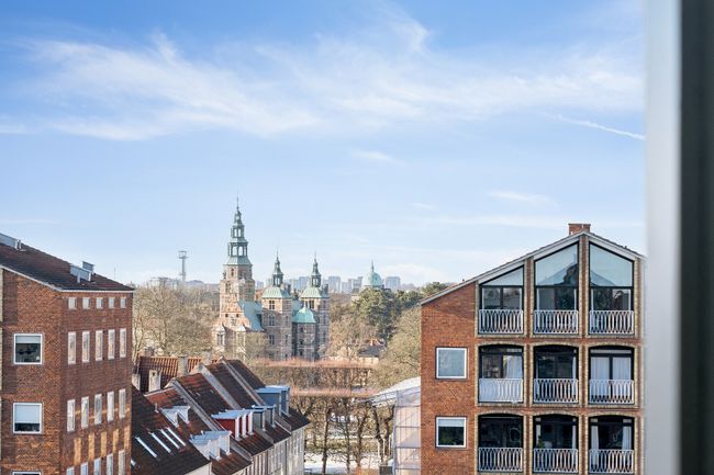 Dronningens Tværgade 32, 7. th