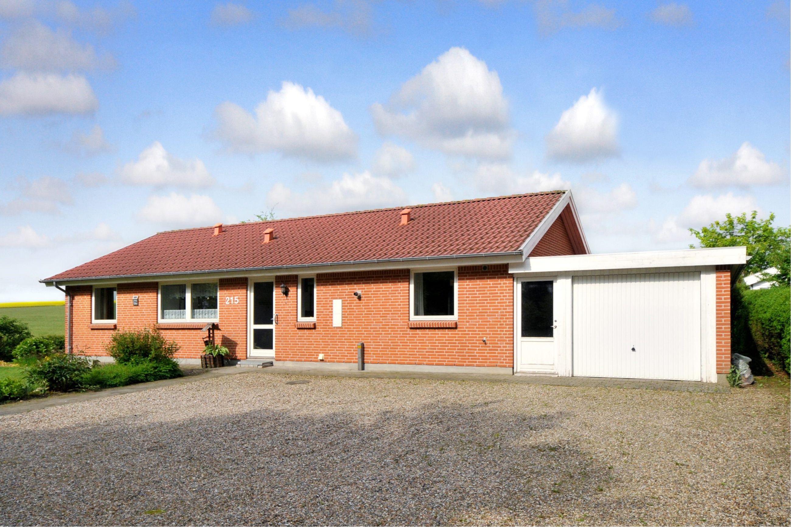 Hærvejen 215, Kollemorten Villa