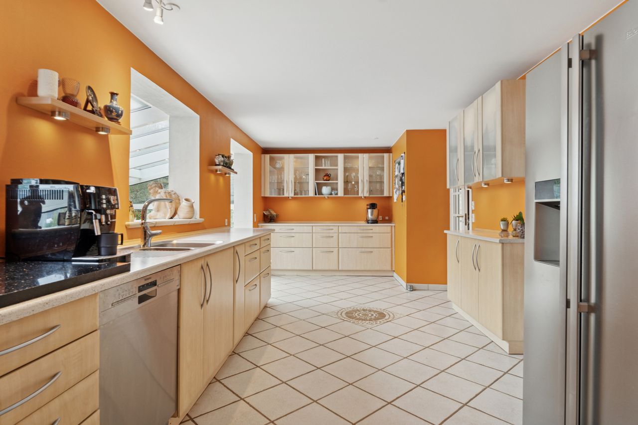 Ejendomsbillede 3 af 32