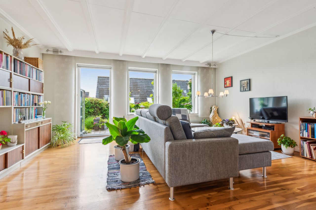 Ejendomsbillede 3 af 28