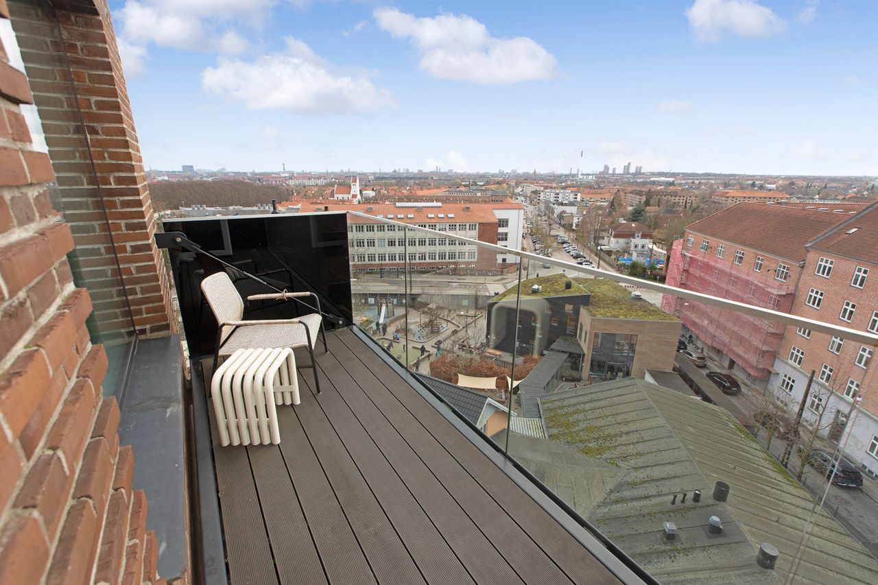 Ejendomsbillede 2 af 24