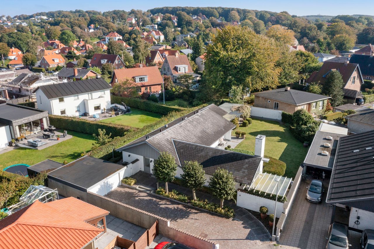 Ejendomsbillede 2 af 36