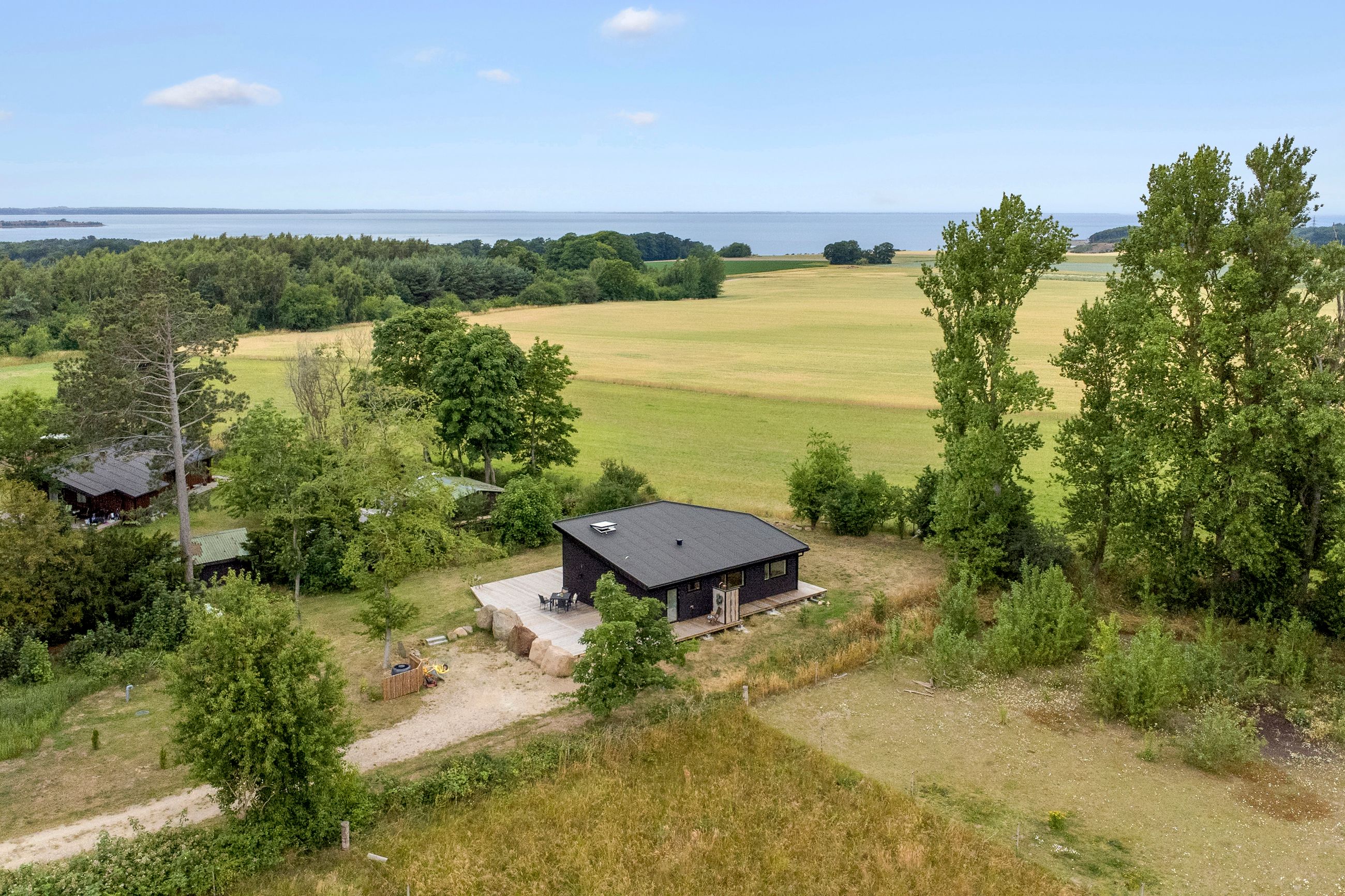 Ll Troldmosevej 4, Venslev, Skibby - 1111-Ejendommen.jpg