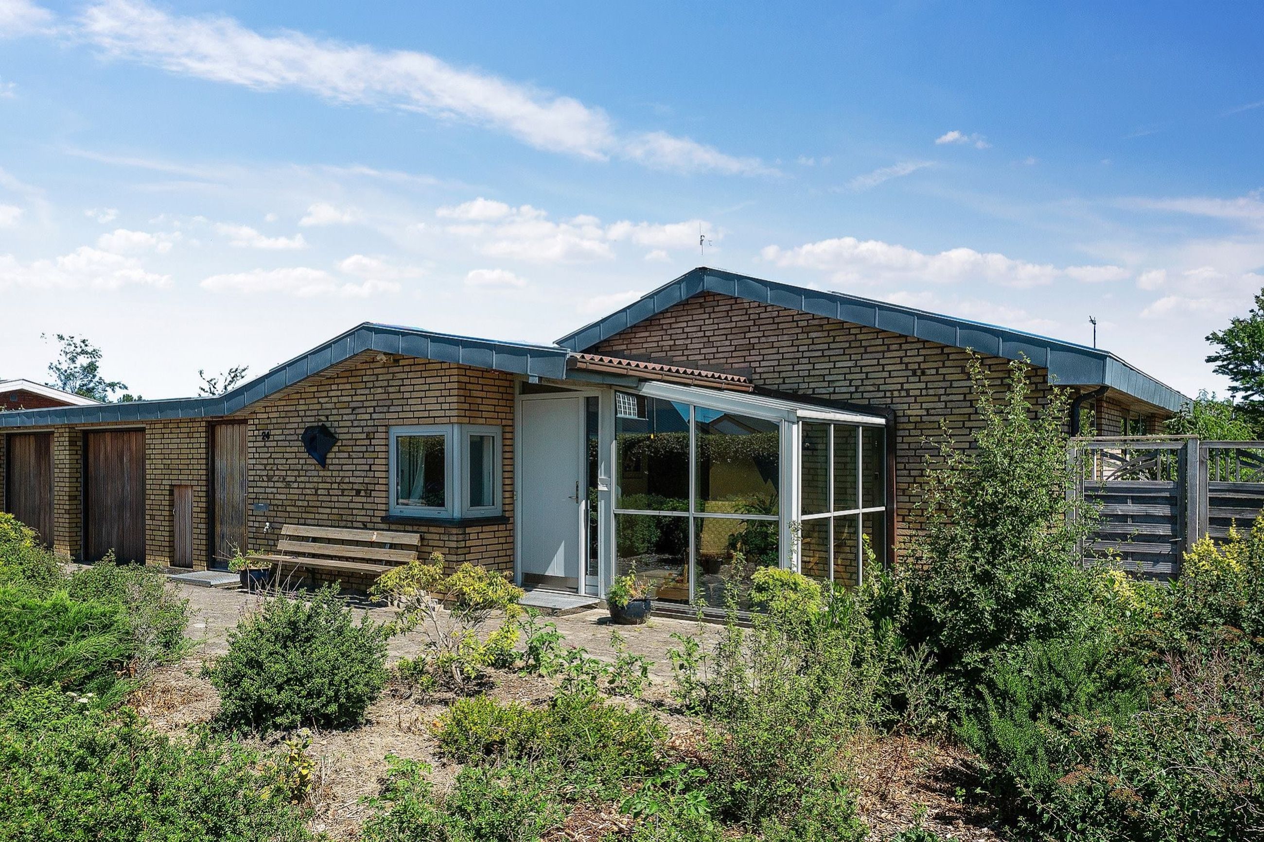 Asmildvej 24, Overlund Villa