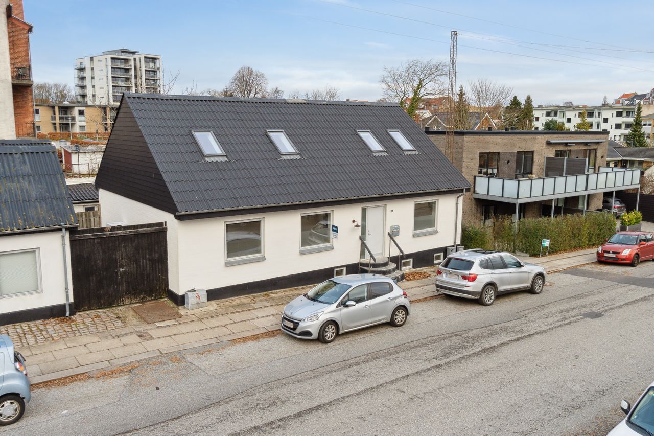 Ejendomsbillede 3 af 13