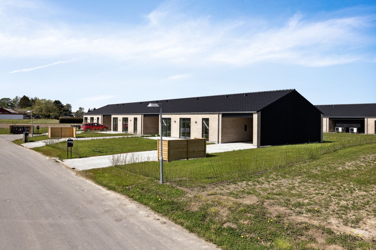 Ejendomsbillede 3 af 44