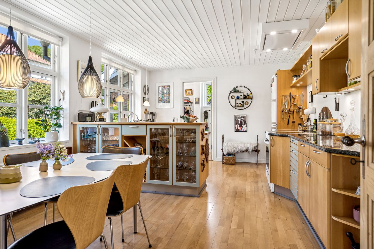 Ejendomsbillede 3 af 36