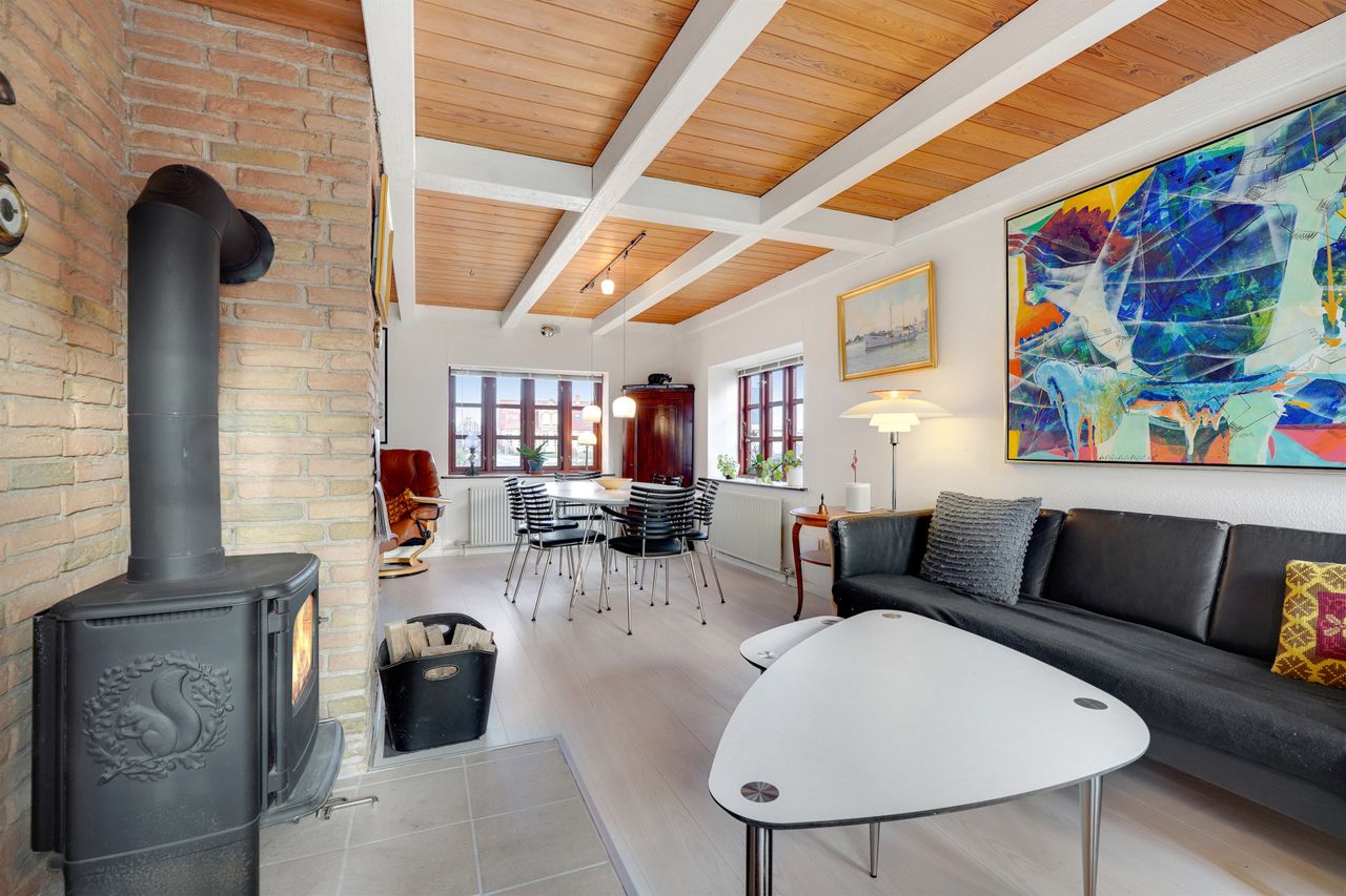 Ejendomsbillede 3 af 32