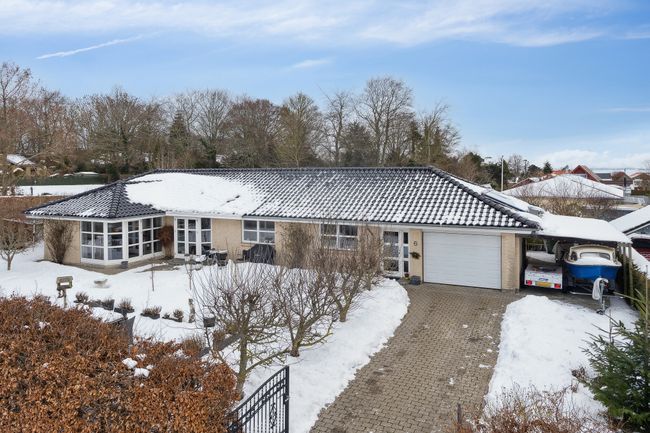 Hyldevej 6,  Villa